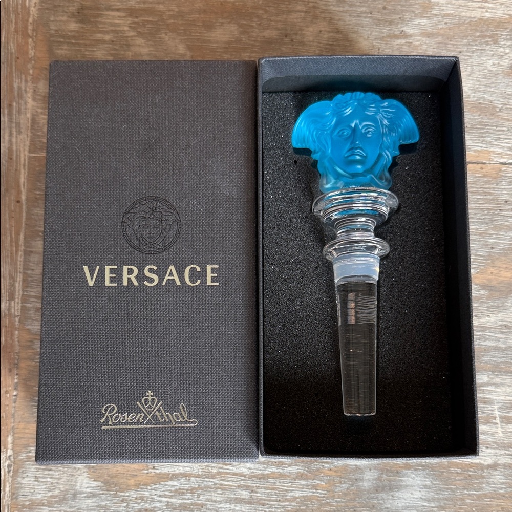 New with tag Versace Crystal and Light Blue Wine Stopper